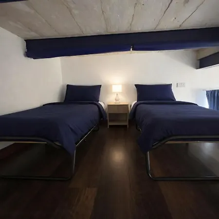 Appartamento Designer 1br Loft Sleeps 4 In Area