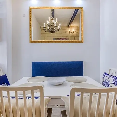 Designer 1br Loft Sleeps 4 In Area Sliema