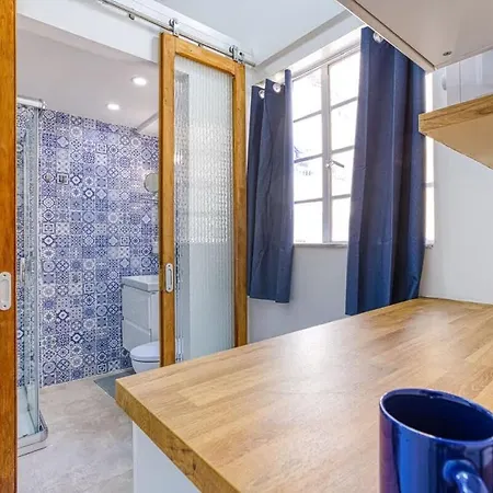 Appartamento Designer 1br Loft Sleeps 4 In Area