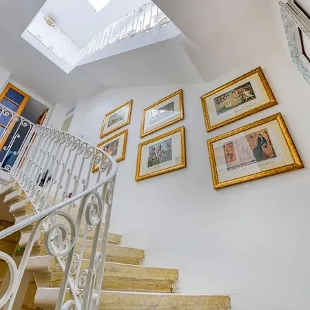 Designer 1br Loft Sleeps 4 In Area *