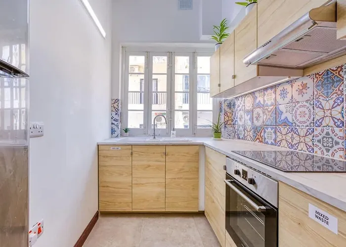 Apartman Twentyseven Homey Near Promenade