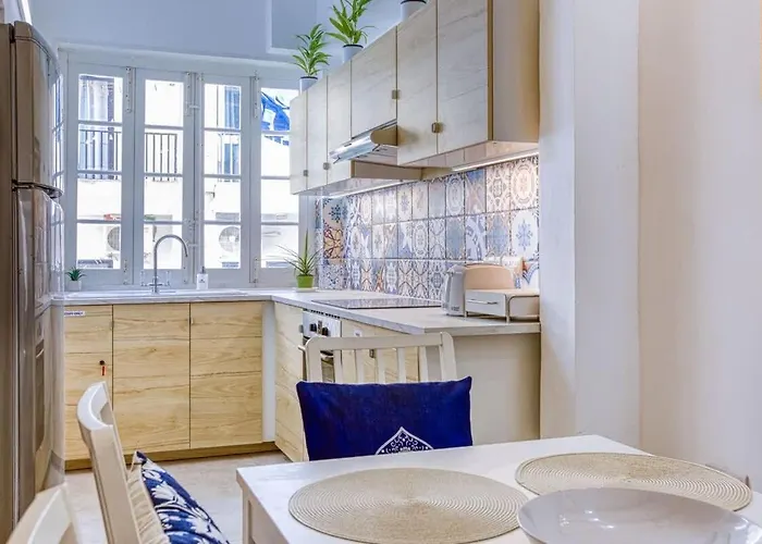 Twentyseven Homey Near Promenade