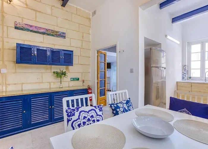 Twentyseven Homey Near Promenade Appartamento