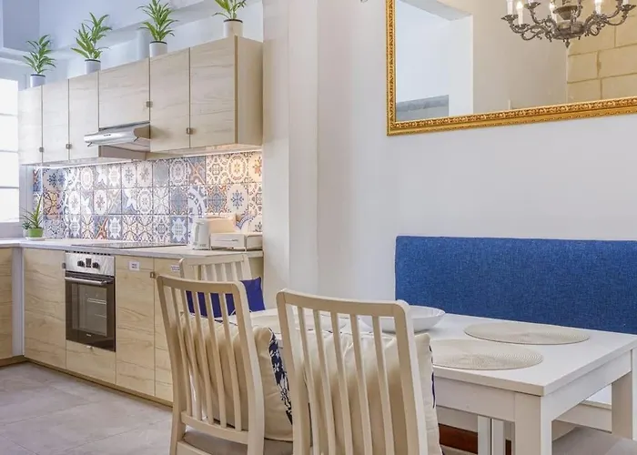 Twentyseven Homey Near Promenade *