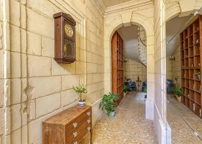 Appartement Twentyseven Homey Near Promenade *